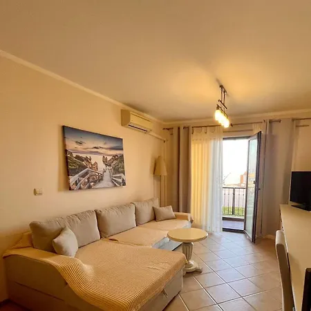 Primea Apartment *