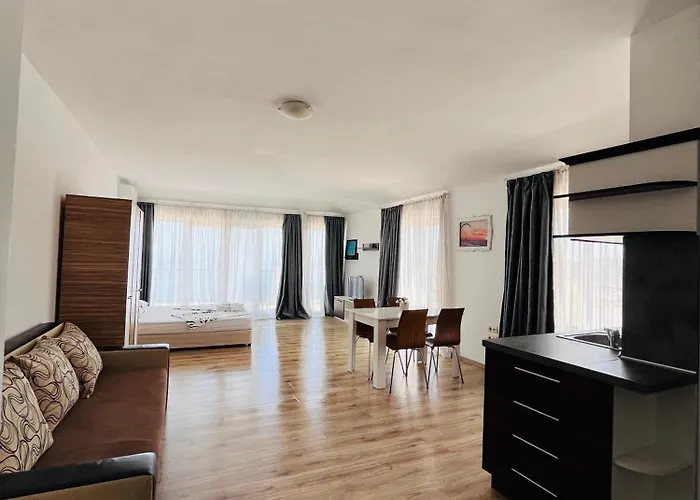 Primea Private Апартамент *